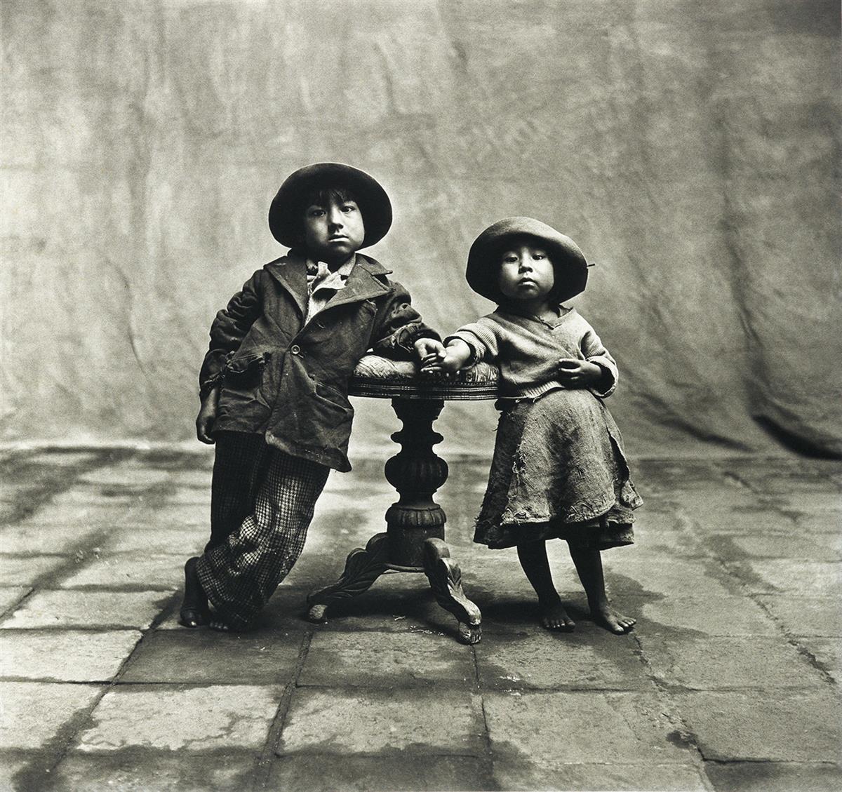 IRVING PENN (1917-2009) Cuzco Children, Peru, December.